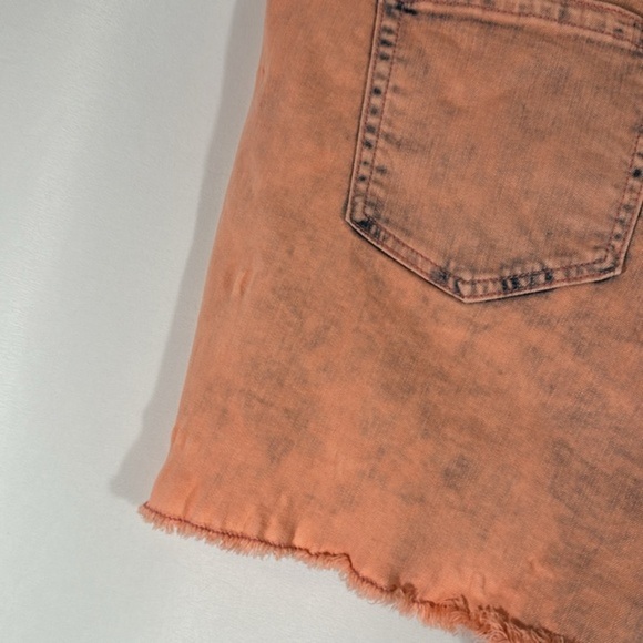 Torrid Mid Rise Midi Stretch Coral Acid Wash Denim Shorts - Picture 8 of 11